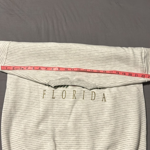 Vintage Hollywood Beach Sweatshirt - Picture 7 of 9